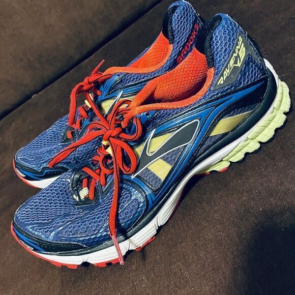 Excellent Brooks Mens Running Shoes Ravenna 5 Navy Blue Red Black 8 US 41 EUR - Picture 3 of 9